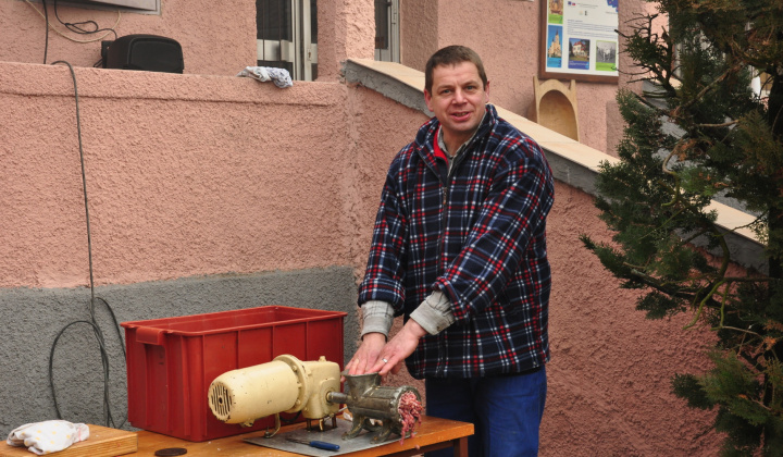 Foto z fašiangovej zabíjačky 2016